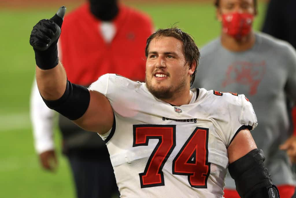 Former NFL Player Has Important Point On Ali Marpet’s Retirement