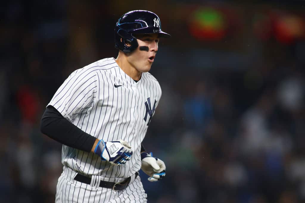 Anthony Rizzo Is Enjoying The Compact Confines Of Yankee Stadium