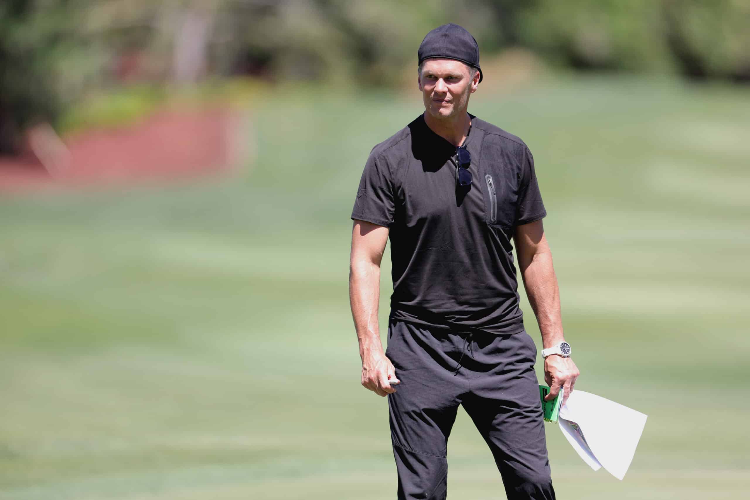 Photo Shows Tom Brady Enjoying His Offseason