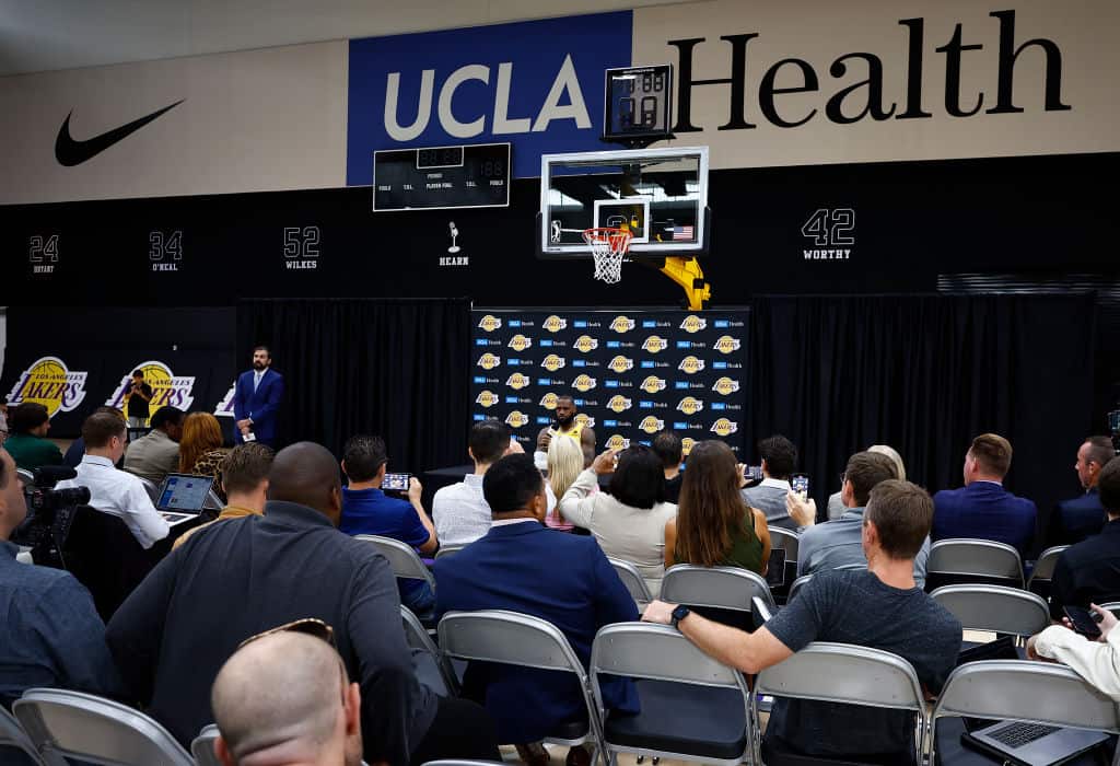 The Lakers Welcomed An NBA Legend To Practice