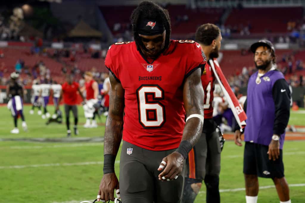 NFL Fans React To Buccaneers 3-5 Record