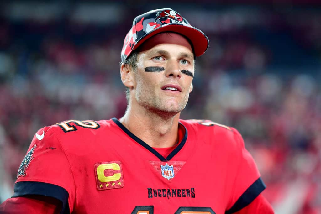 Video Shows Tom Brady Confused During Monday’s Loss