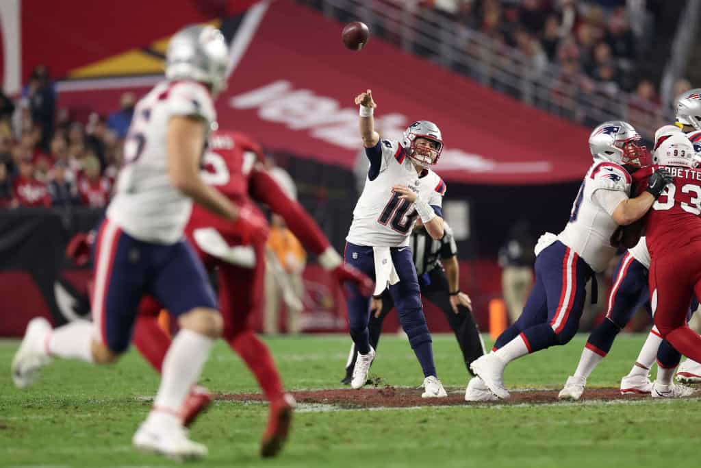 2 Patriots Players That Shined On Monday Night Football
