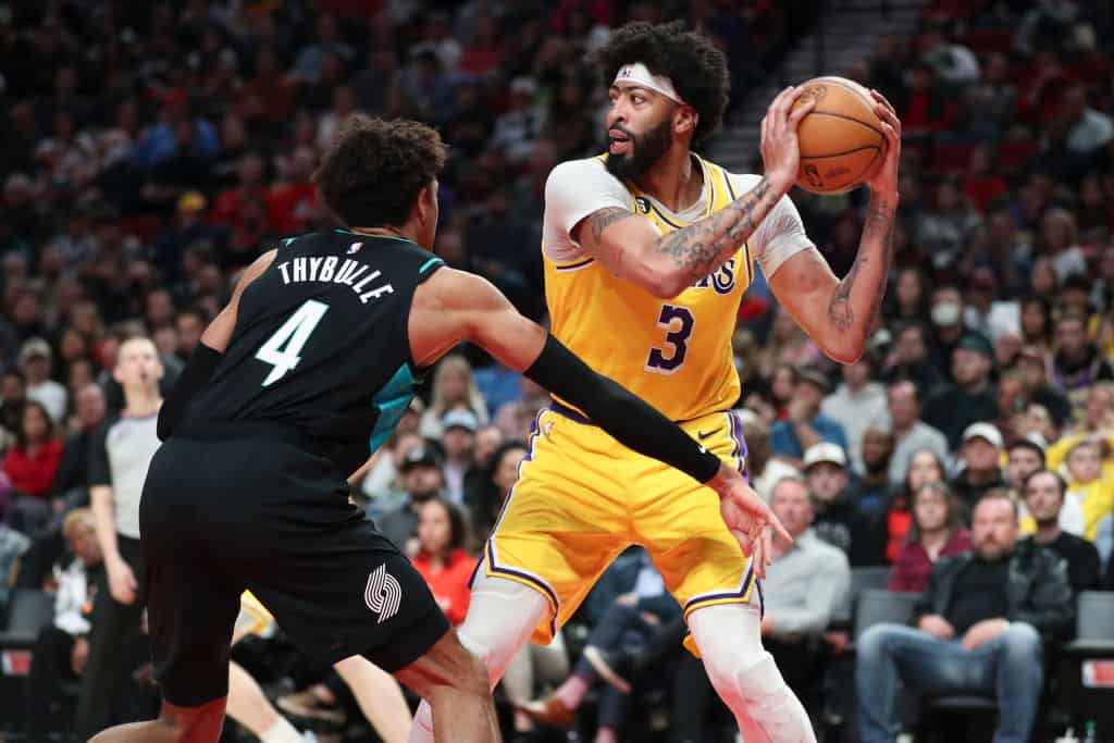 NBA Analyst Raises The Alarm About Anthony Davis