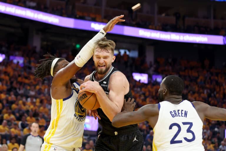 The NBA Reportedly Missed A Crucial Foul Call In Warriors, Kings Game