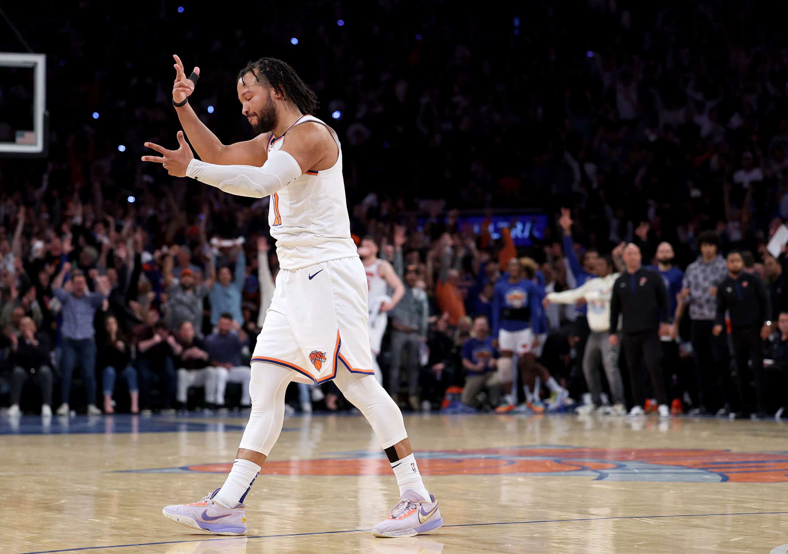 Jalen Brunson Shuts Down Reporter's Question About His Celebration
