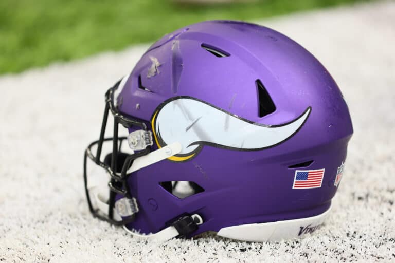 Vikings Add RB Depth After Signing Former Dolphin