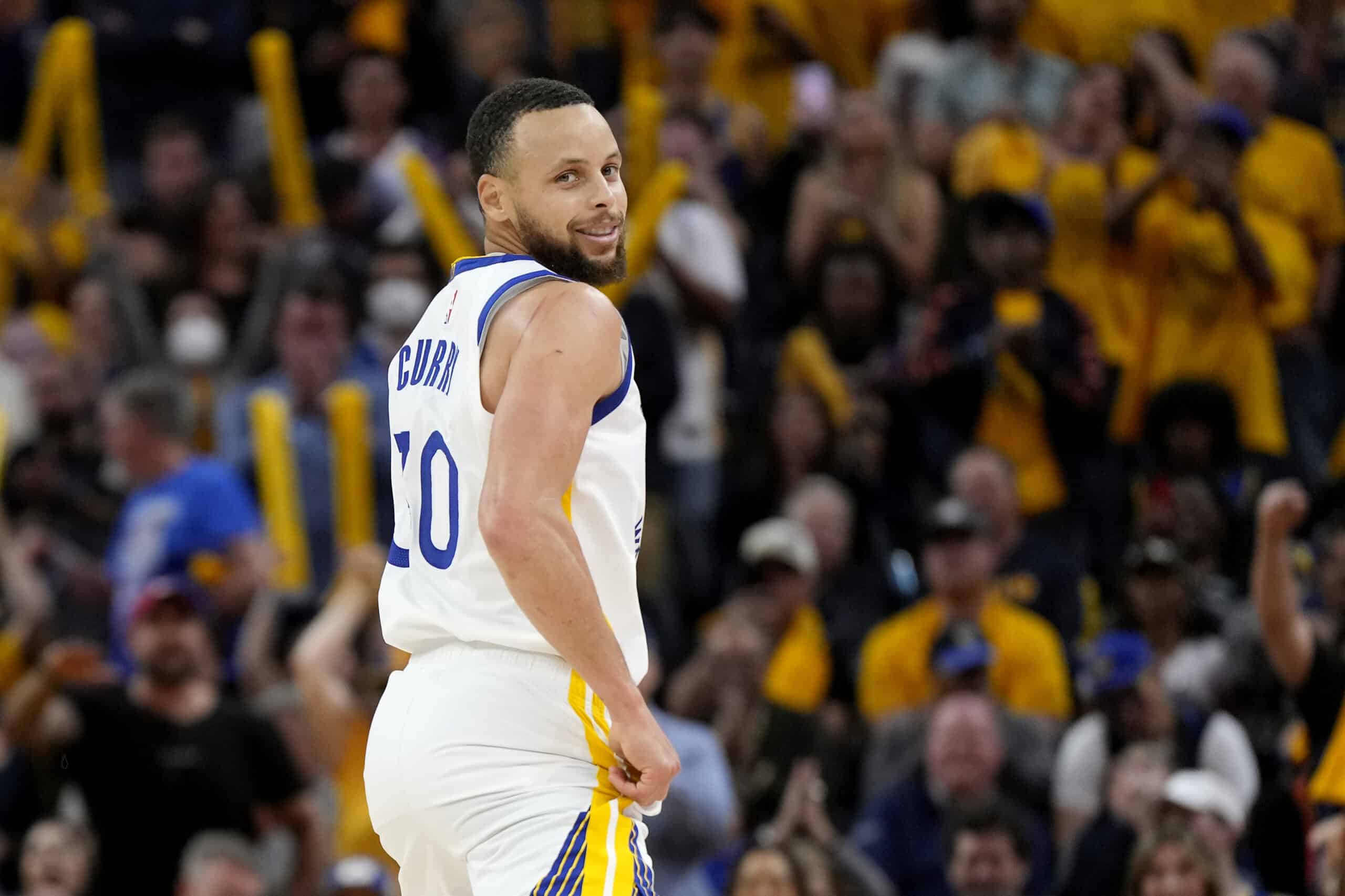 Fans React To Steph Curry’s Live Performance With Iconic Band