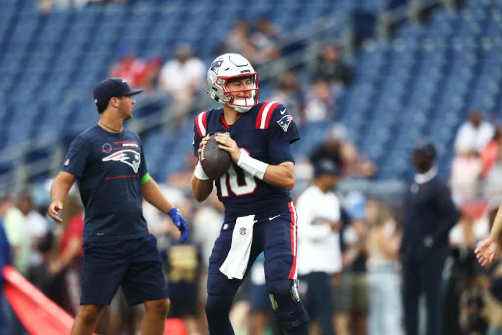 Mac Jones Shares His Thoughts On Patriots Signing Ezekiel Elliott