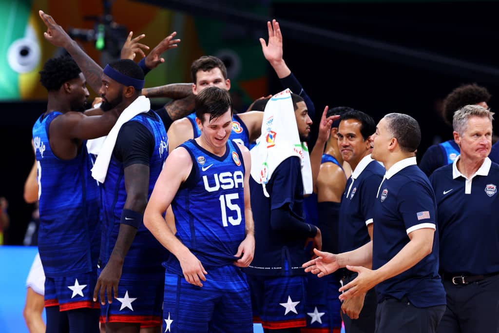 Video Of Austin Reaves' Put-Back Dunk Is Going Viral