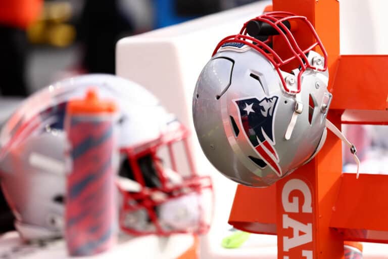 Video Shows Patriots WR Training Hard This Offseason