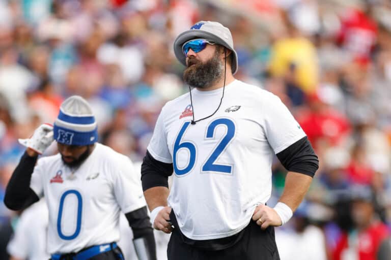 New Jason Kelce, Vince Wilfork Commercial Has Fans Talking