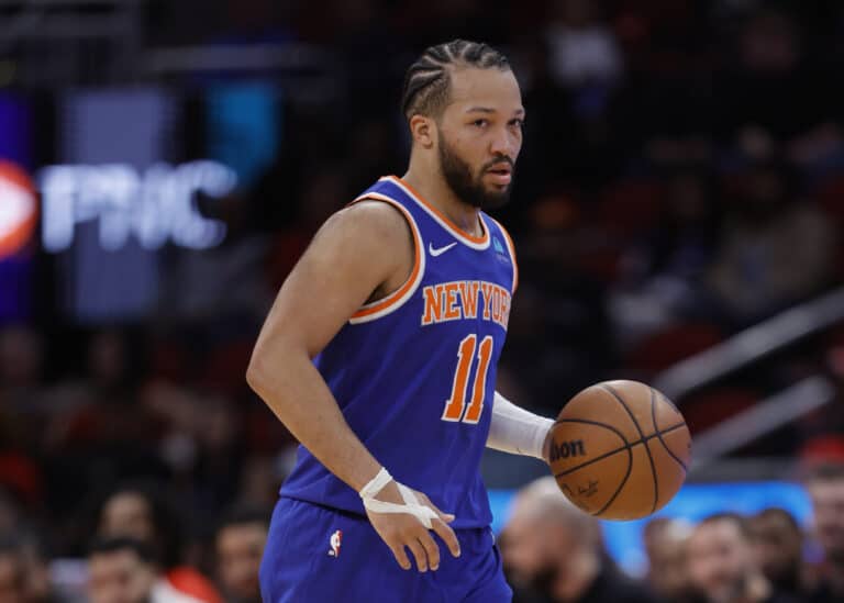 Jalen Brunson Had 1-Word Response To Mikal Bridges Trade
