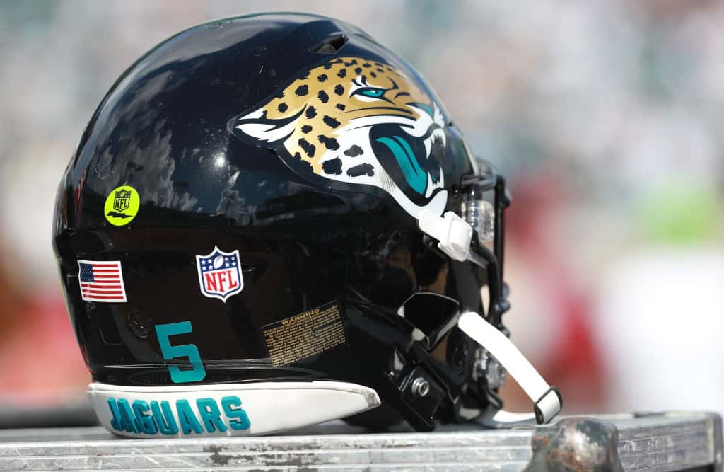 Jaguars Make Big Roster Decision With Veteran Defender