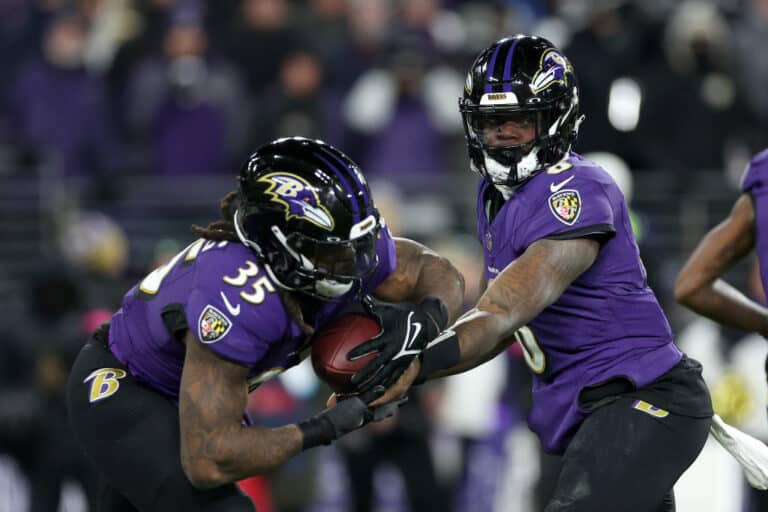 Gus Edwards Reportedly Joining AFC West Team