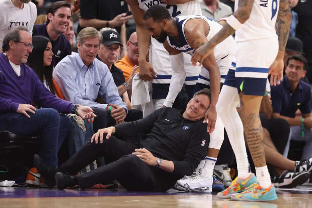 Insider Reveals Big Injury Update On Chris Finch