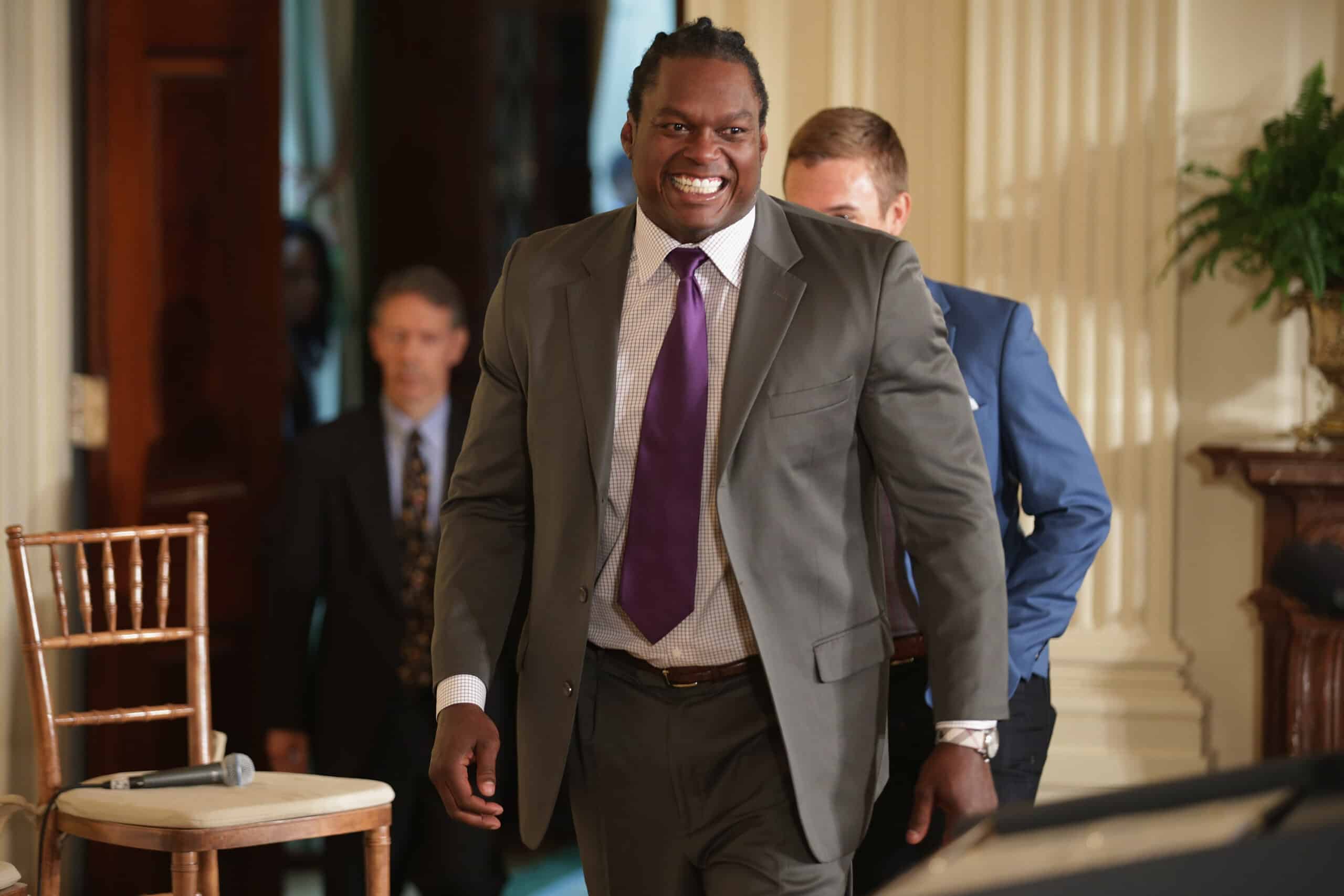 LaVar Arrington’s Son Announces His College Commitment