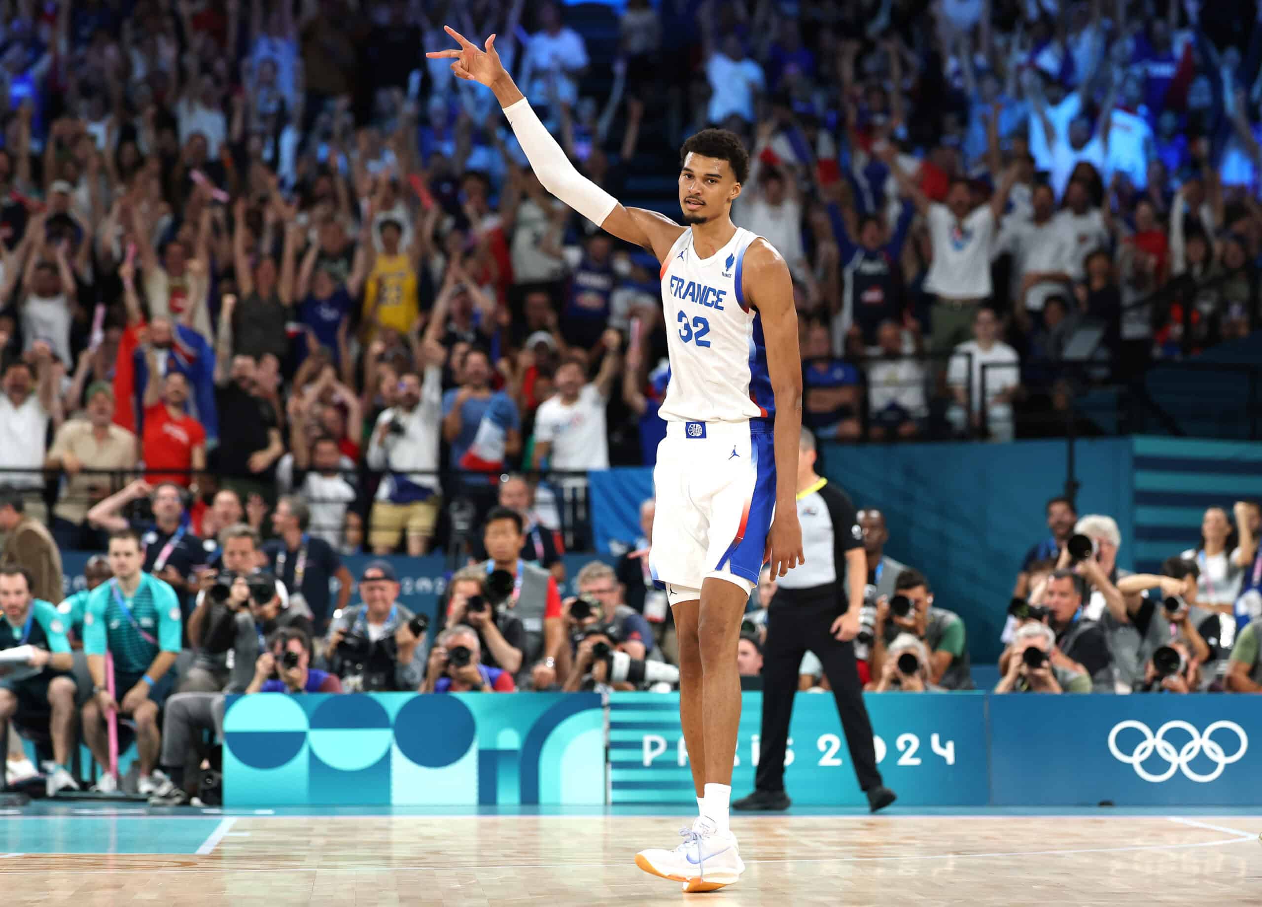 Victor Wembanyama’s Dunk In Olympics Is Going Viral