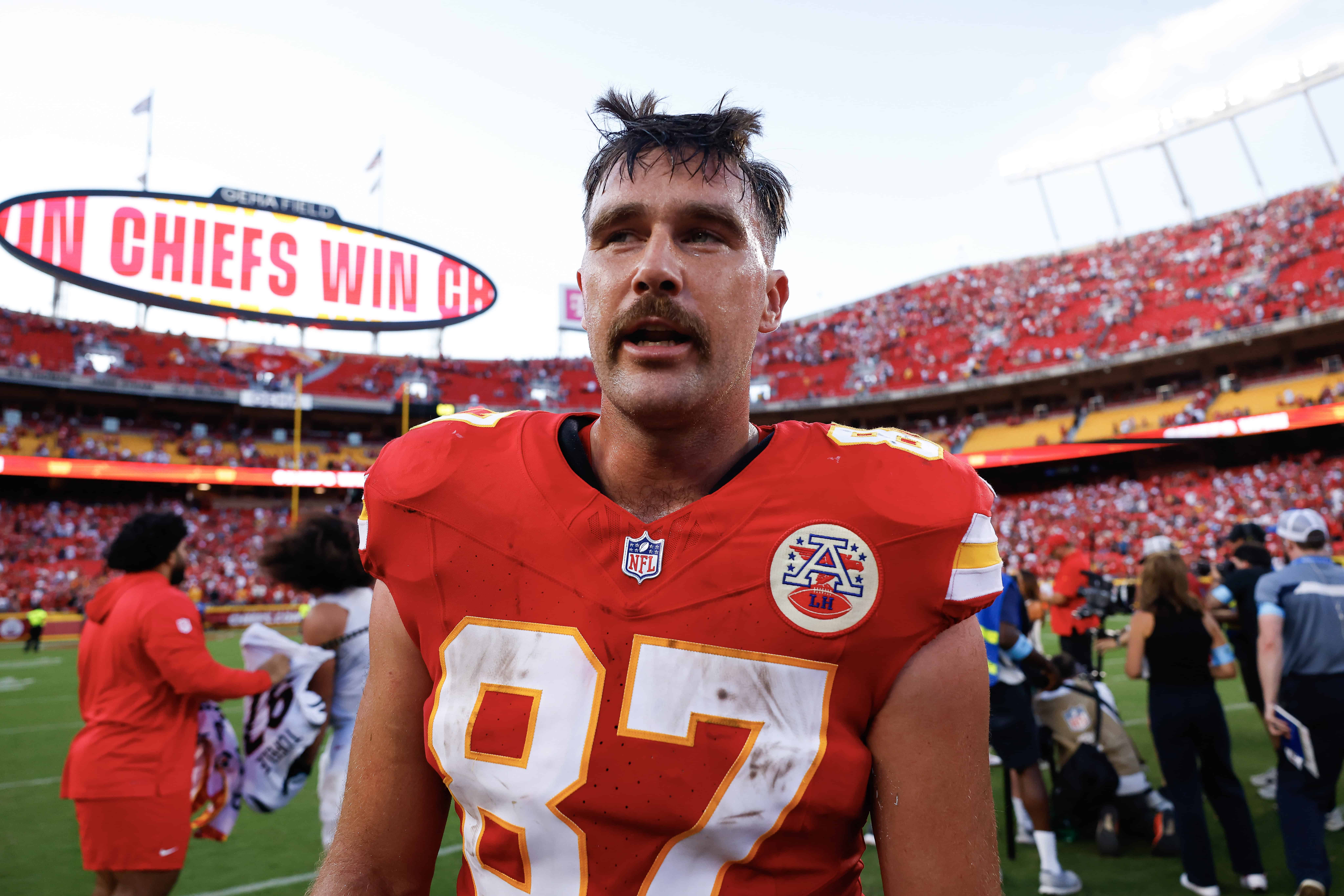Rob Gronkowski Reveals His Thoughts On Travis Kelce’s Struggles