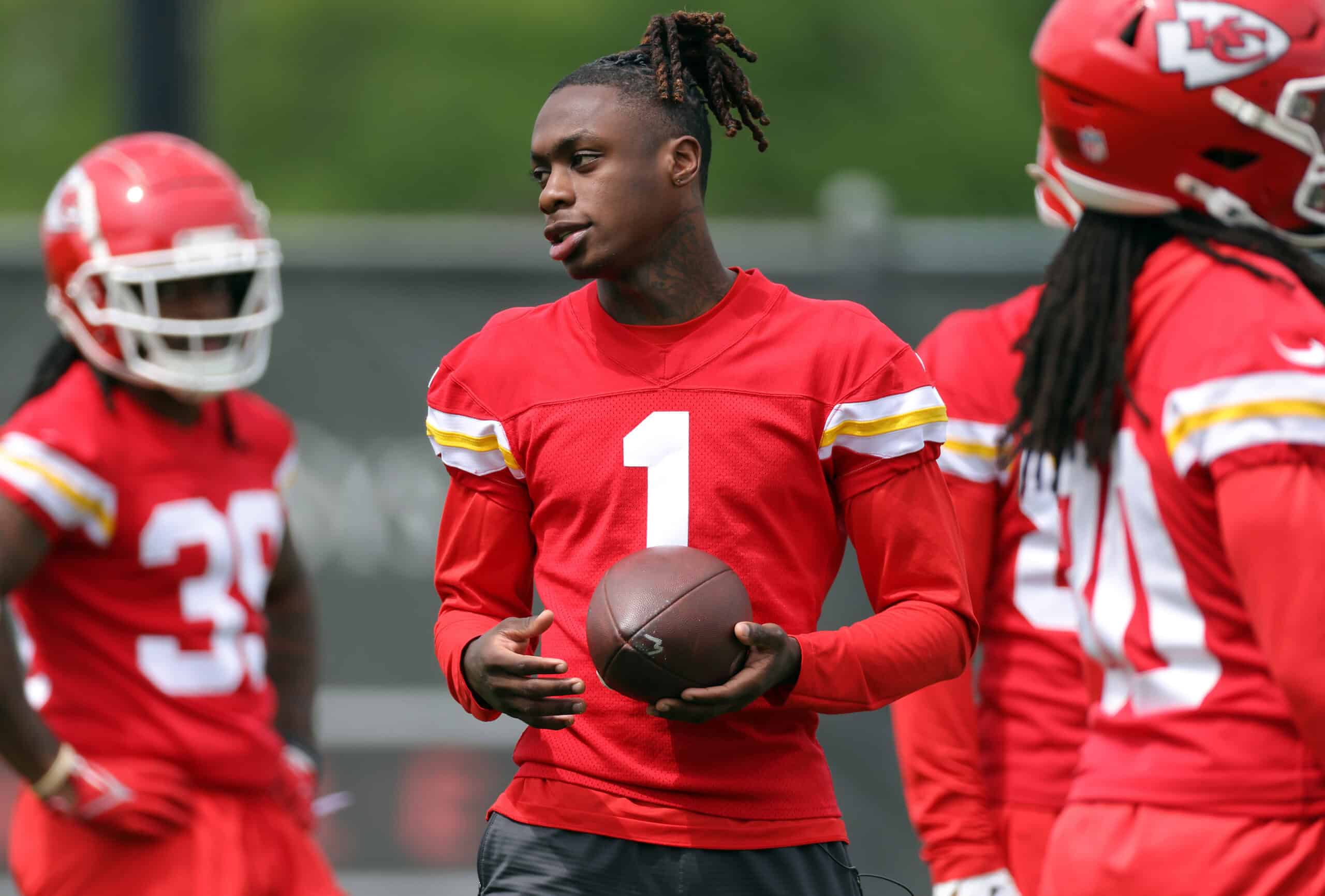 NFL Insider Reveals What Is Being Said About New Chiefs WRs