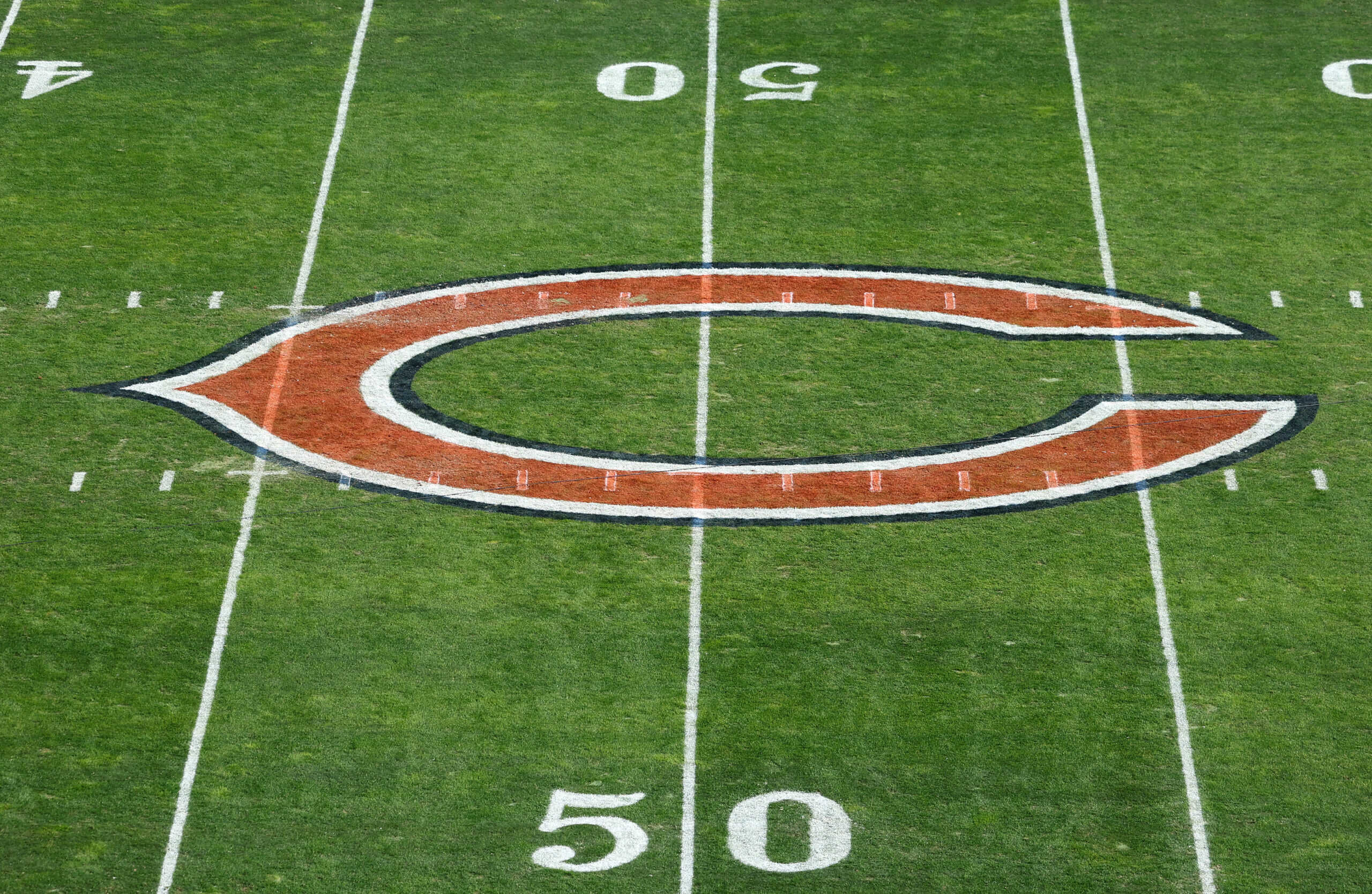 Analyst Believes 1 OL Prospect Would Be ‘Good Pick’ For Bears