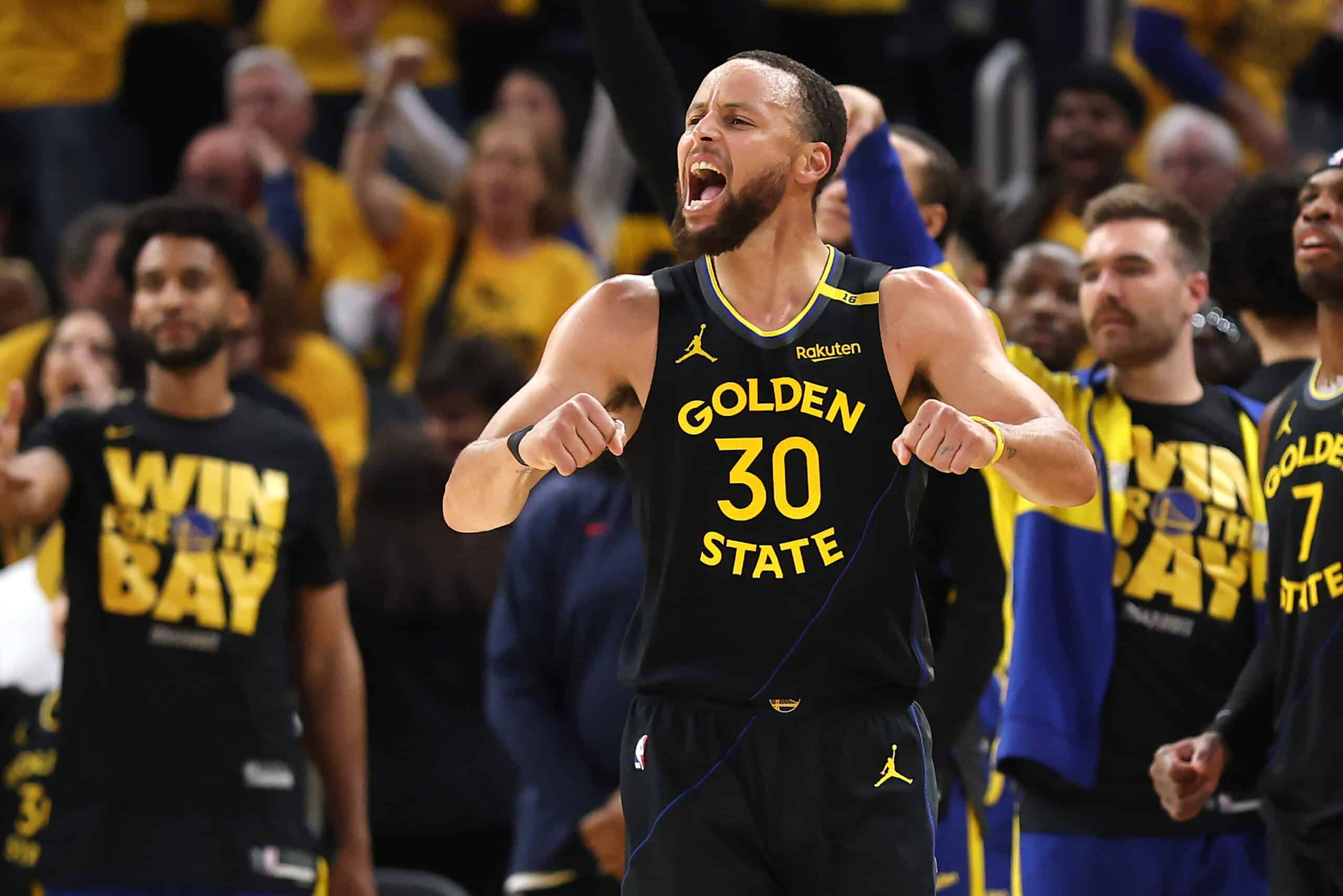 Stephen Curry Makes Historic Move In All-Time Scoring Ladder