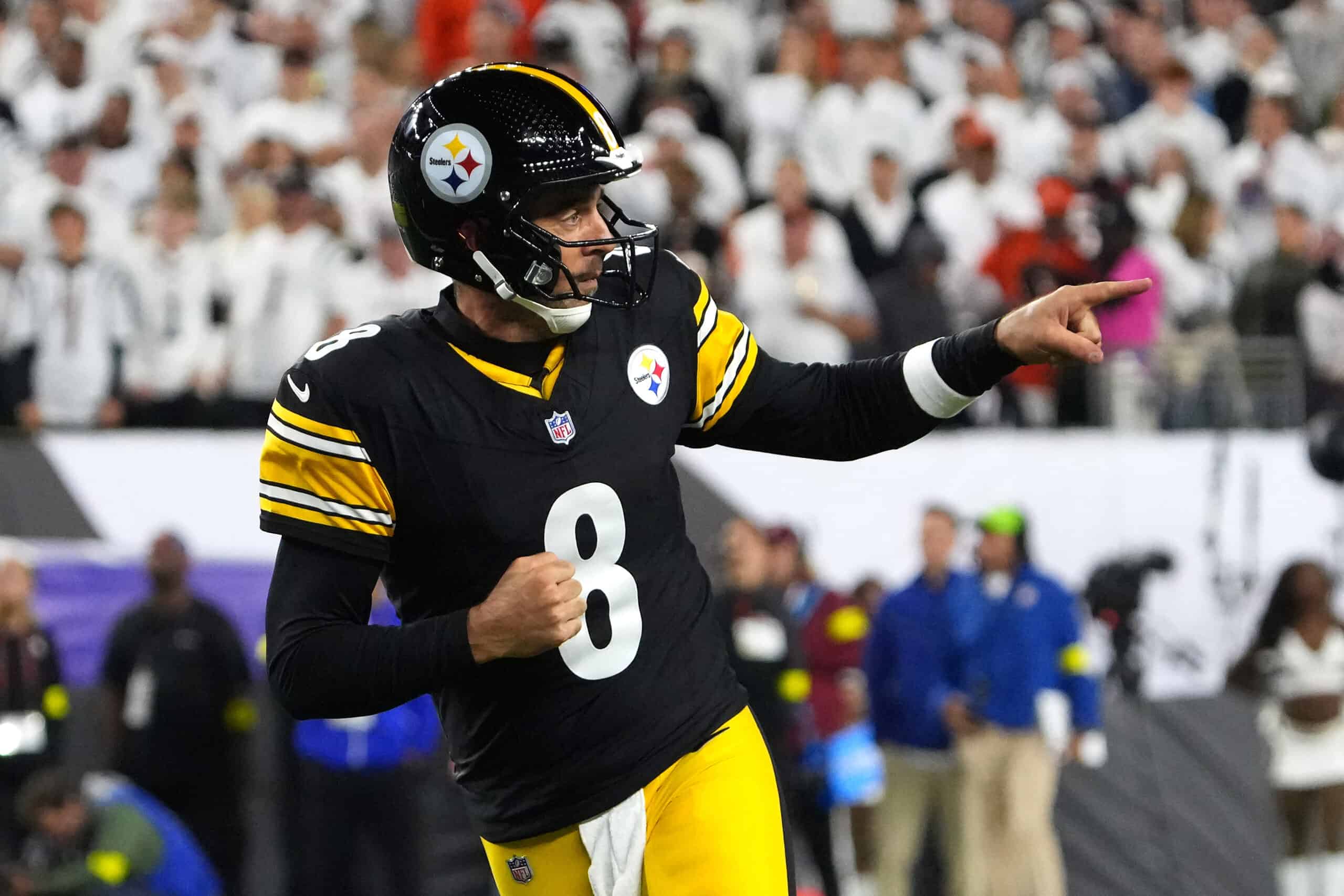 Aaron Rodgers Says He Wants To Swap Jerseys With Packers Star