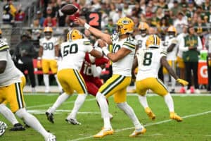 GLENDALE, ARIZONA - OCTOBER 19: Jordan Love #10 of the Green Bay Packers in action against the Arizona Cardinals at State Farm Stadium on October 19, 2025 in Glendale, Arizona.