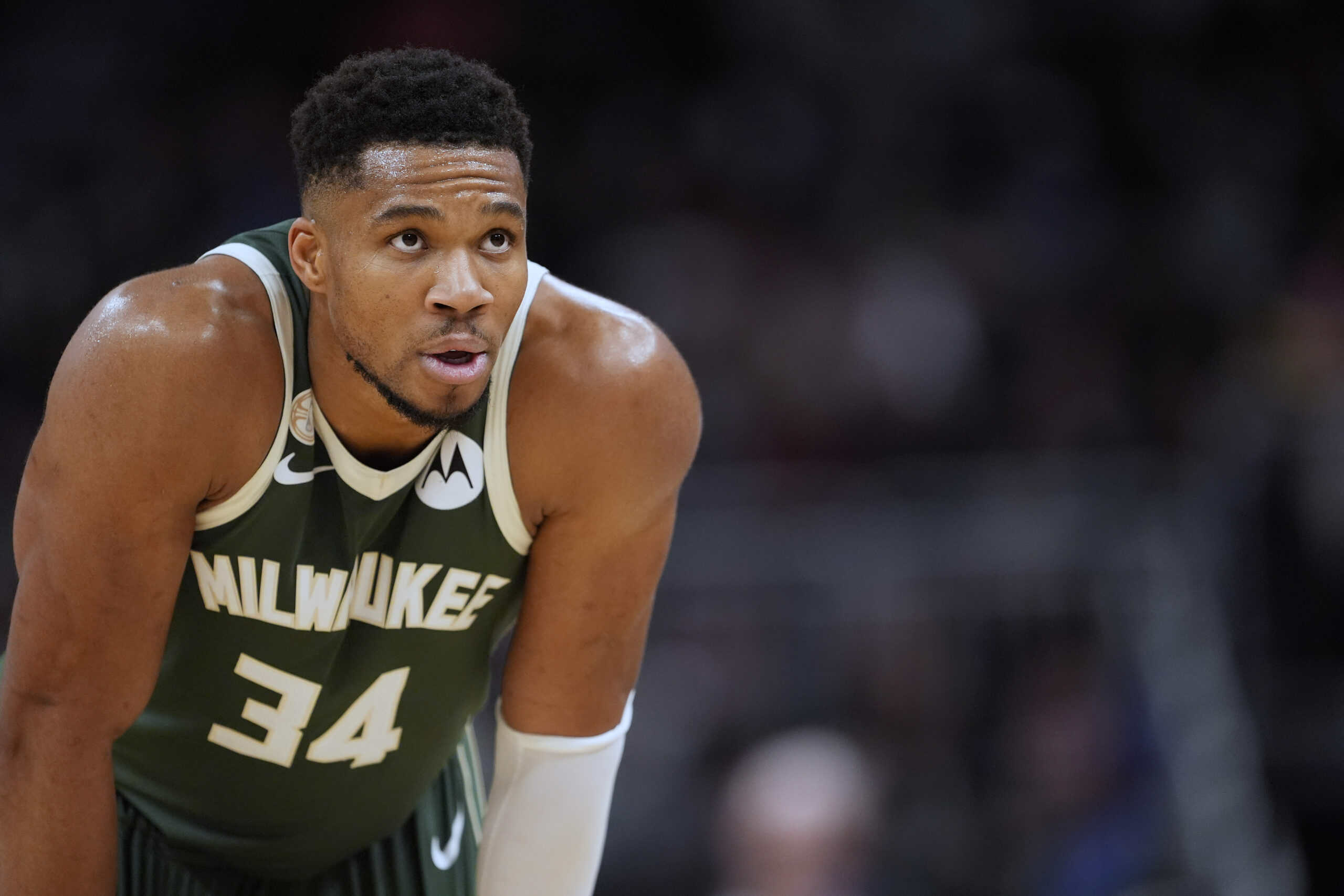 Giannis Antetokounmpo Made NBA History With Big Opening Stretch