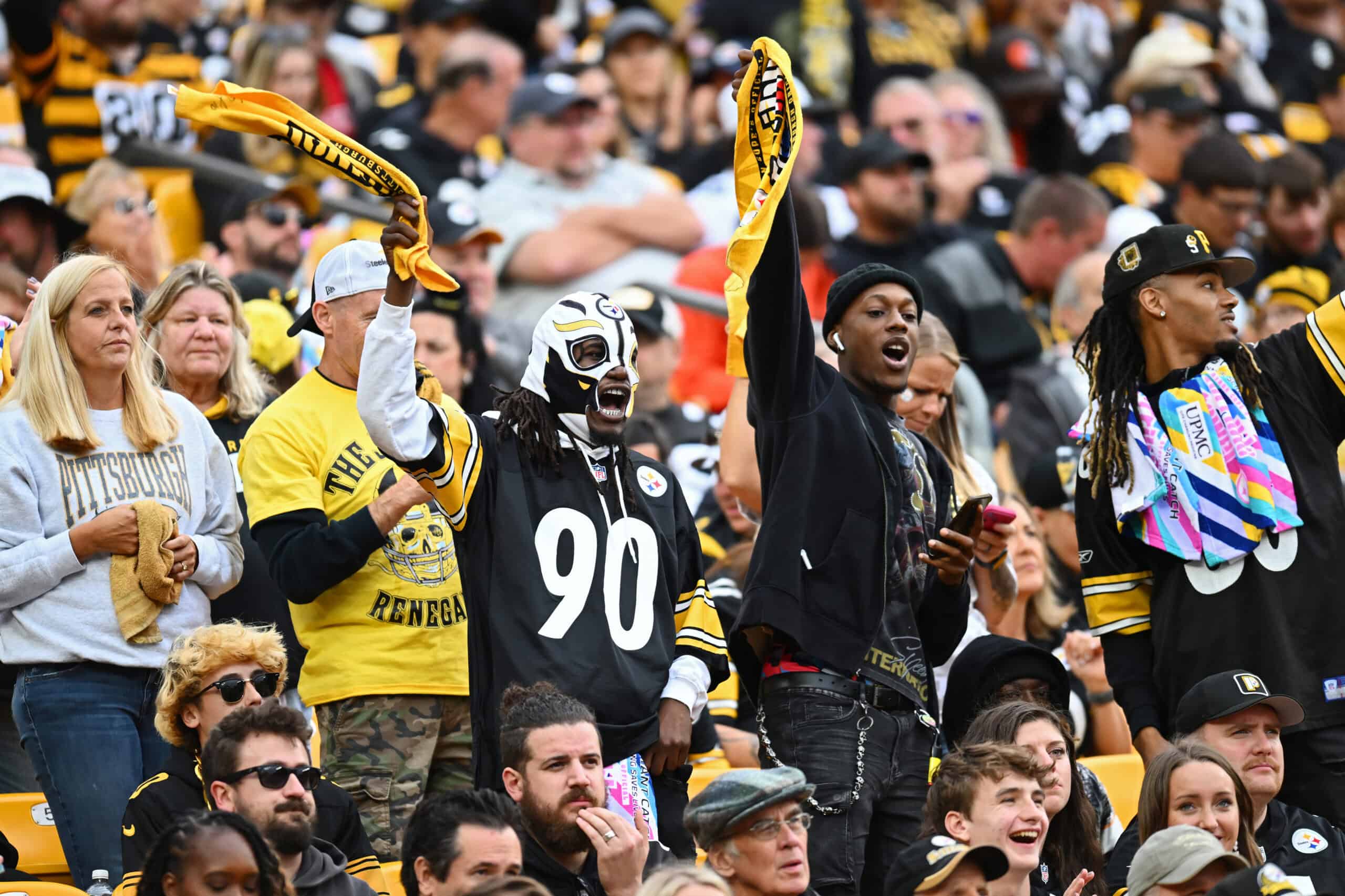 Steelers Reportedly Looking To Trade For Key Position