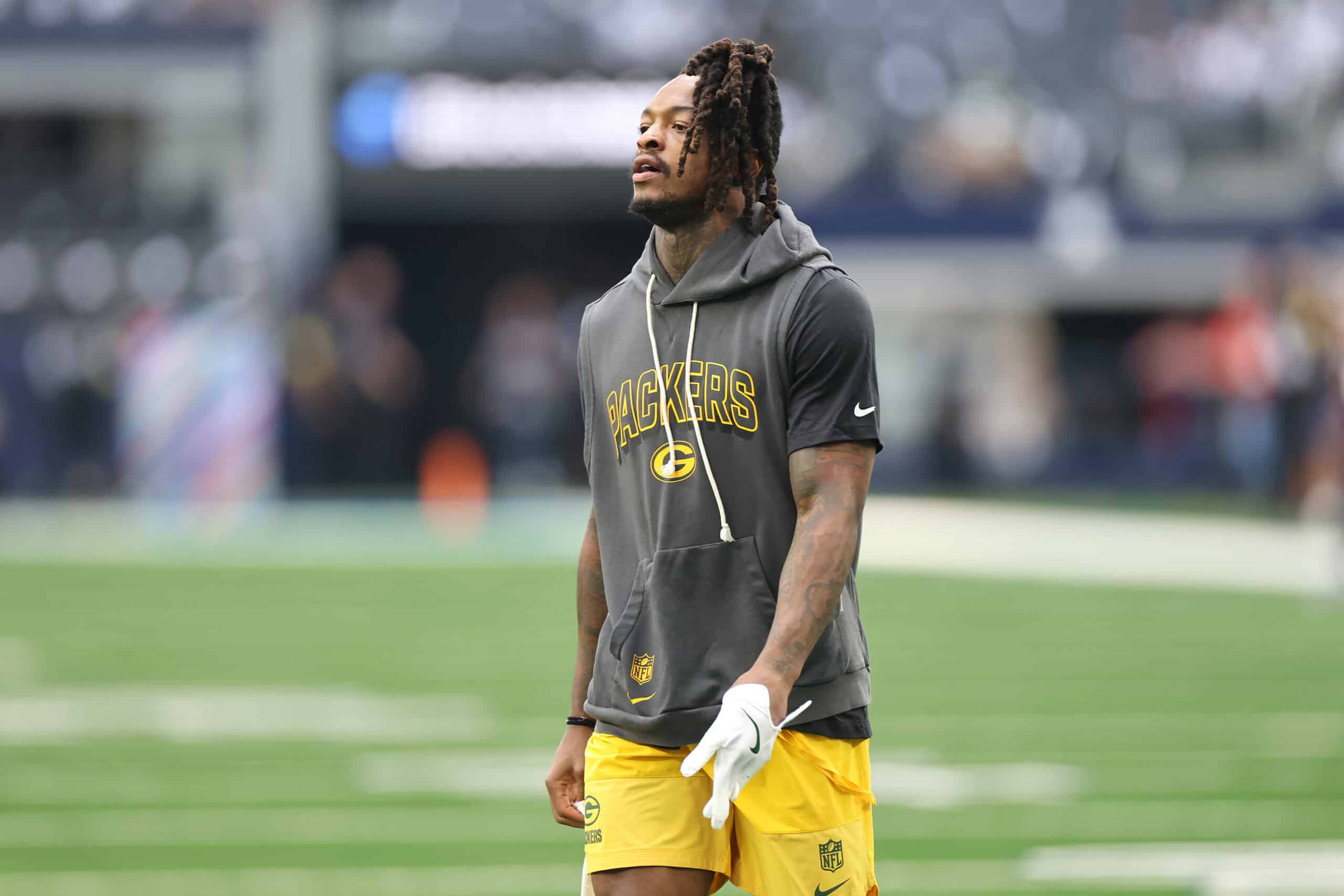 ARLINGTON, TEXAS - SEPTEMBER 28: Xavier McKinney #29 of the Green Bay Packers warms up against the Dallas Cowboys before the game at AT&T Stadium on September 28, 2025 in Arlington, Texas.
