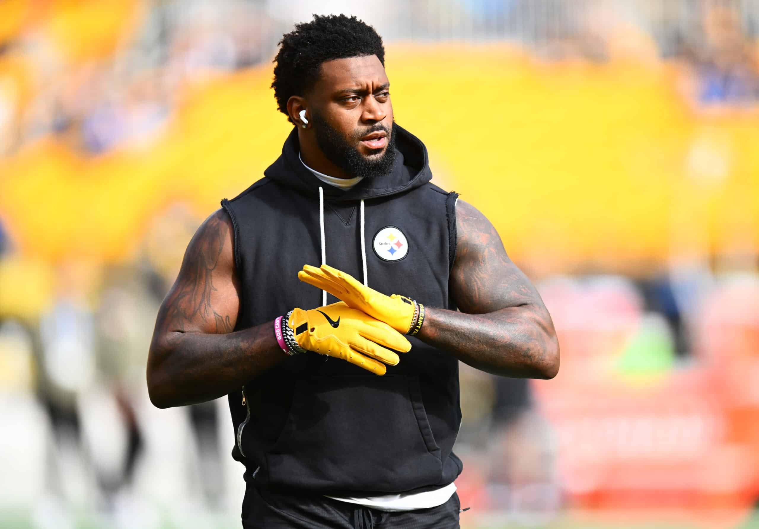 Stats Show How Steelers Are Holding Back D.K. Metcalf