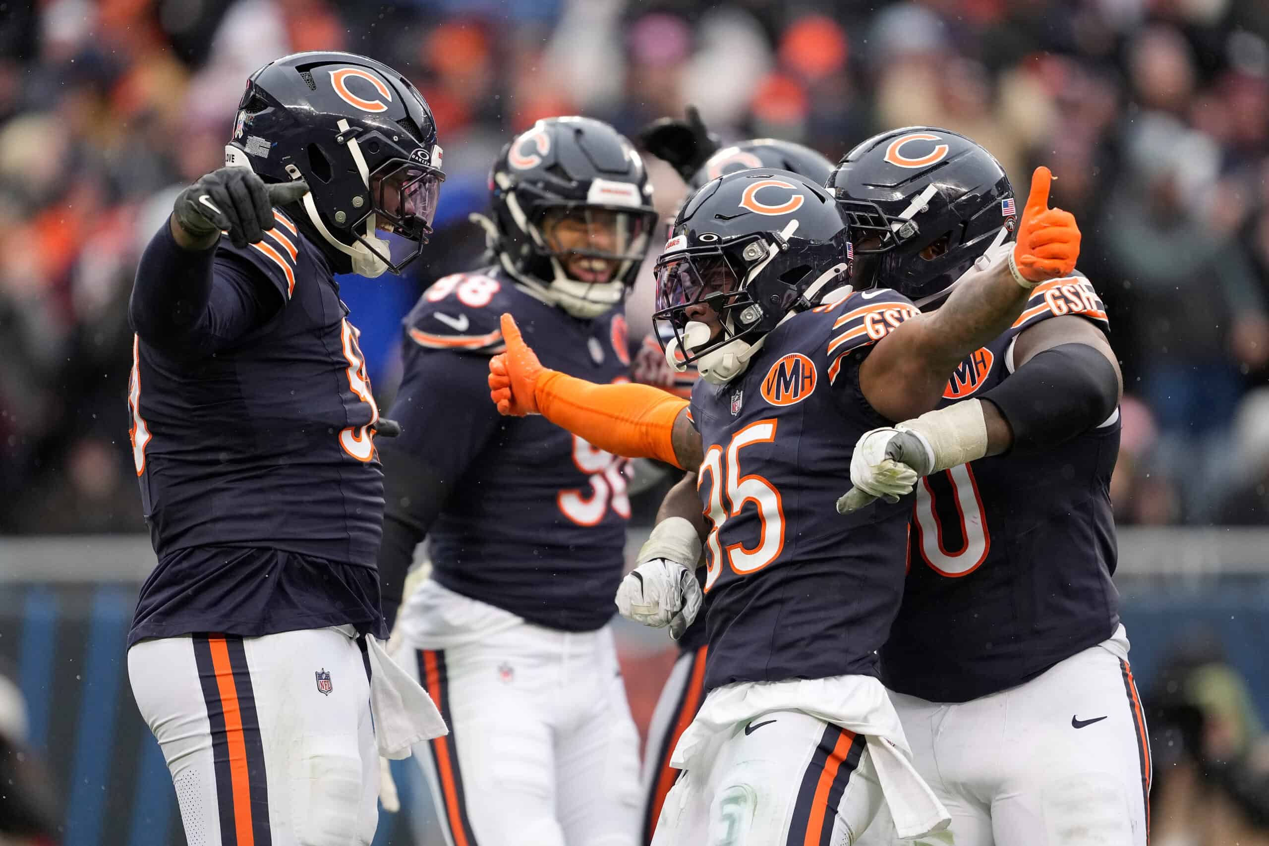 Bears Get Encouraging Injury Update On 2 Key Defenders