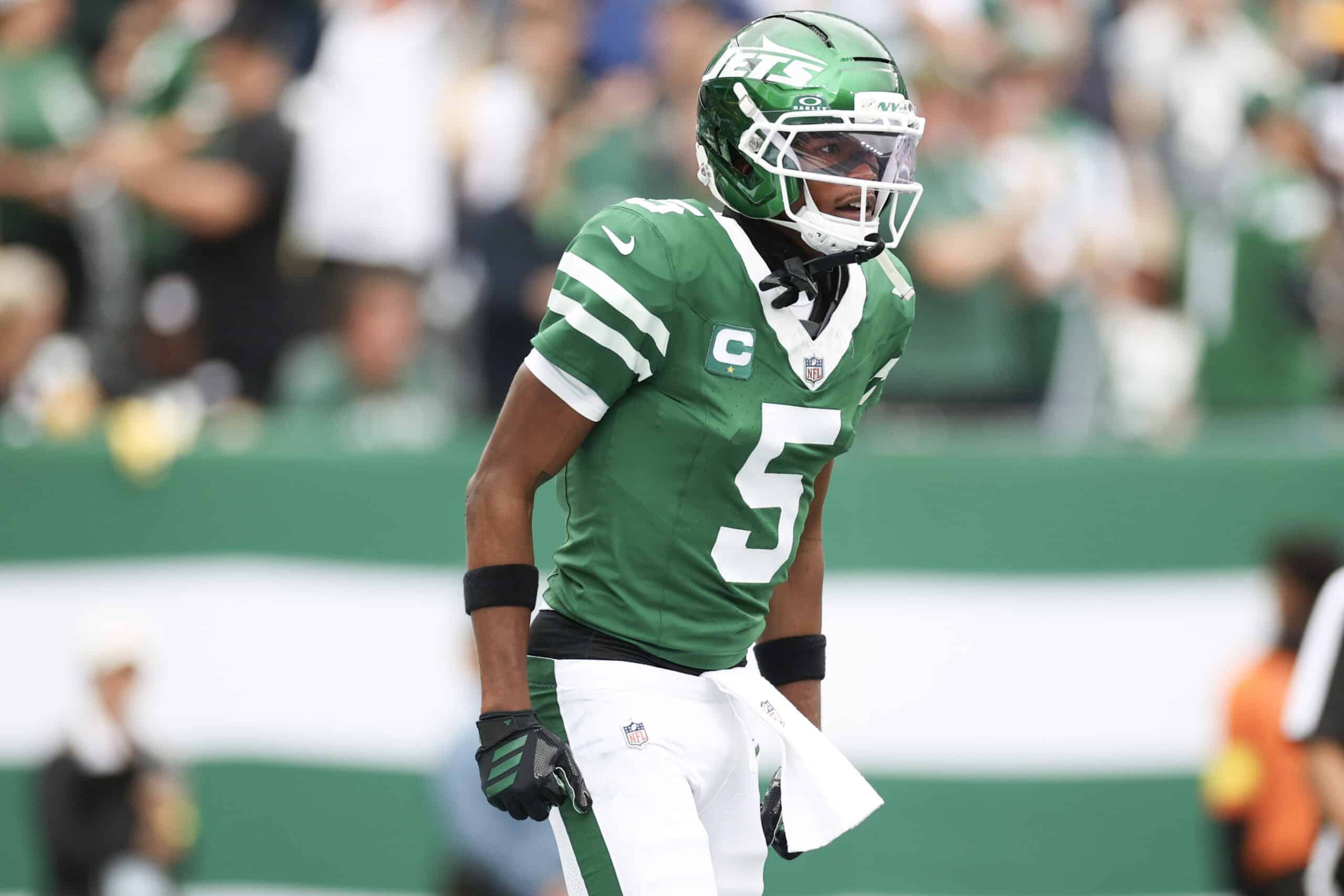 Aaron Glenn Reveals Injury Update On Garrett Wilson
