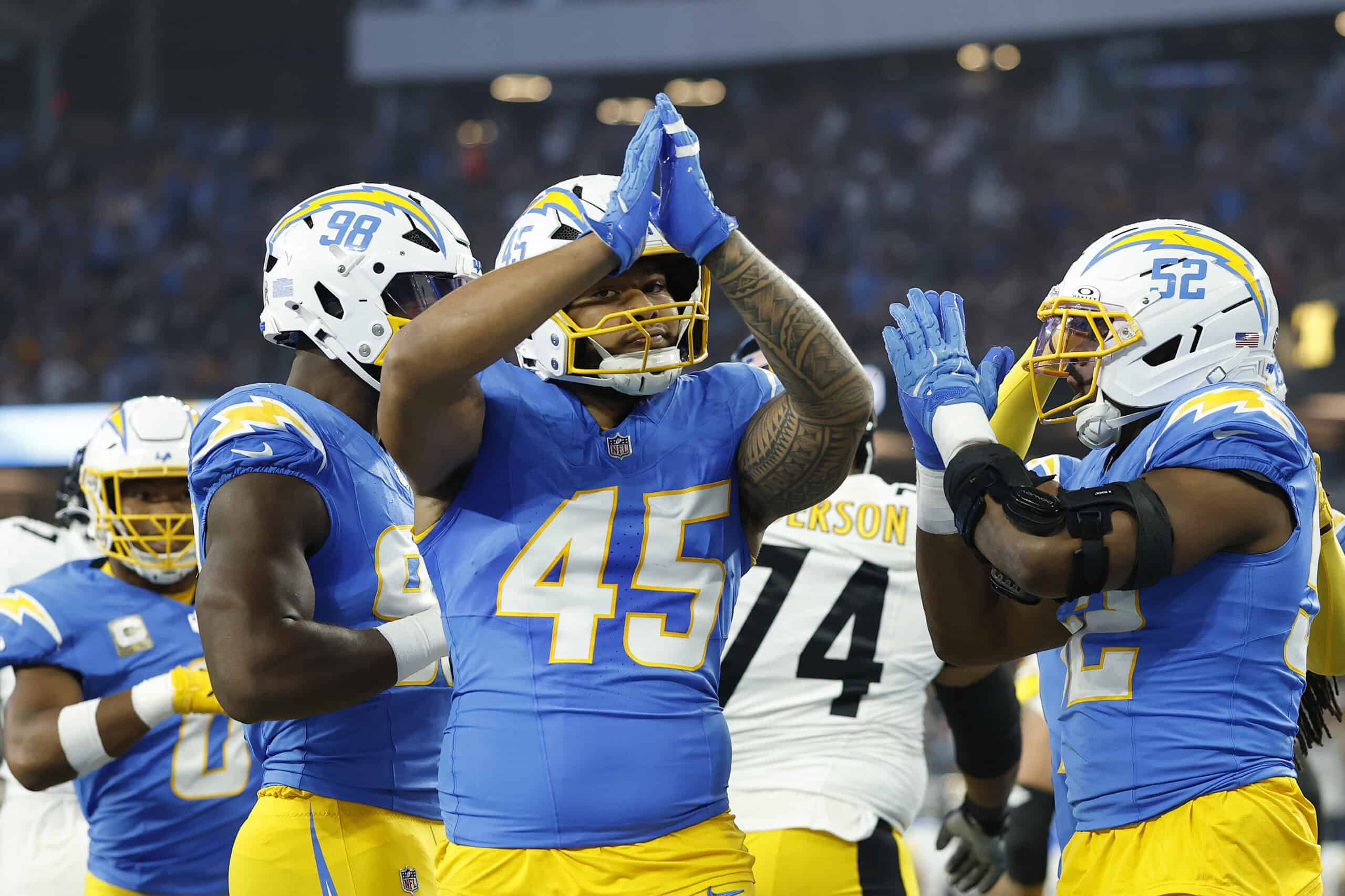 Stats Show How Chargers’ Defense Is Contributing To Hot Streak
