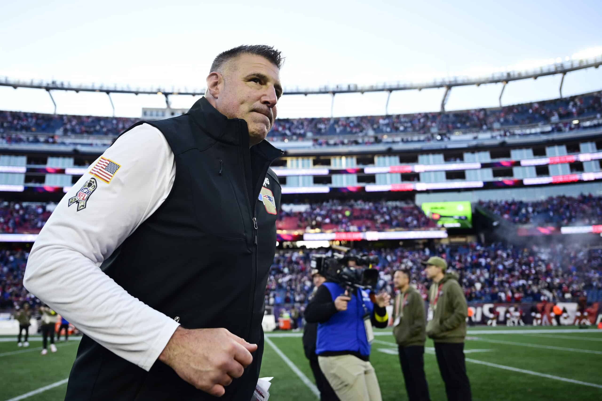 Mike Vrabel Has An Interesting Analogy About Trade Deadline Deals